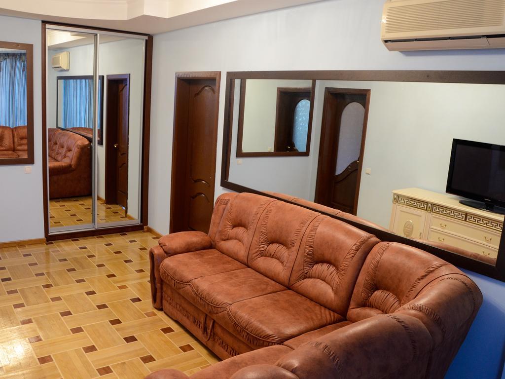 Like Hostel Киев Экстерьер фото